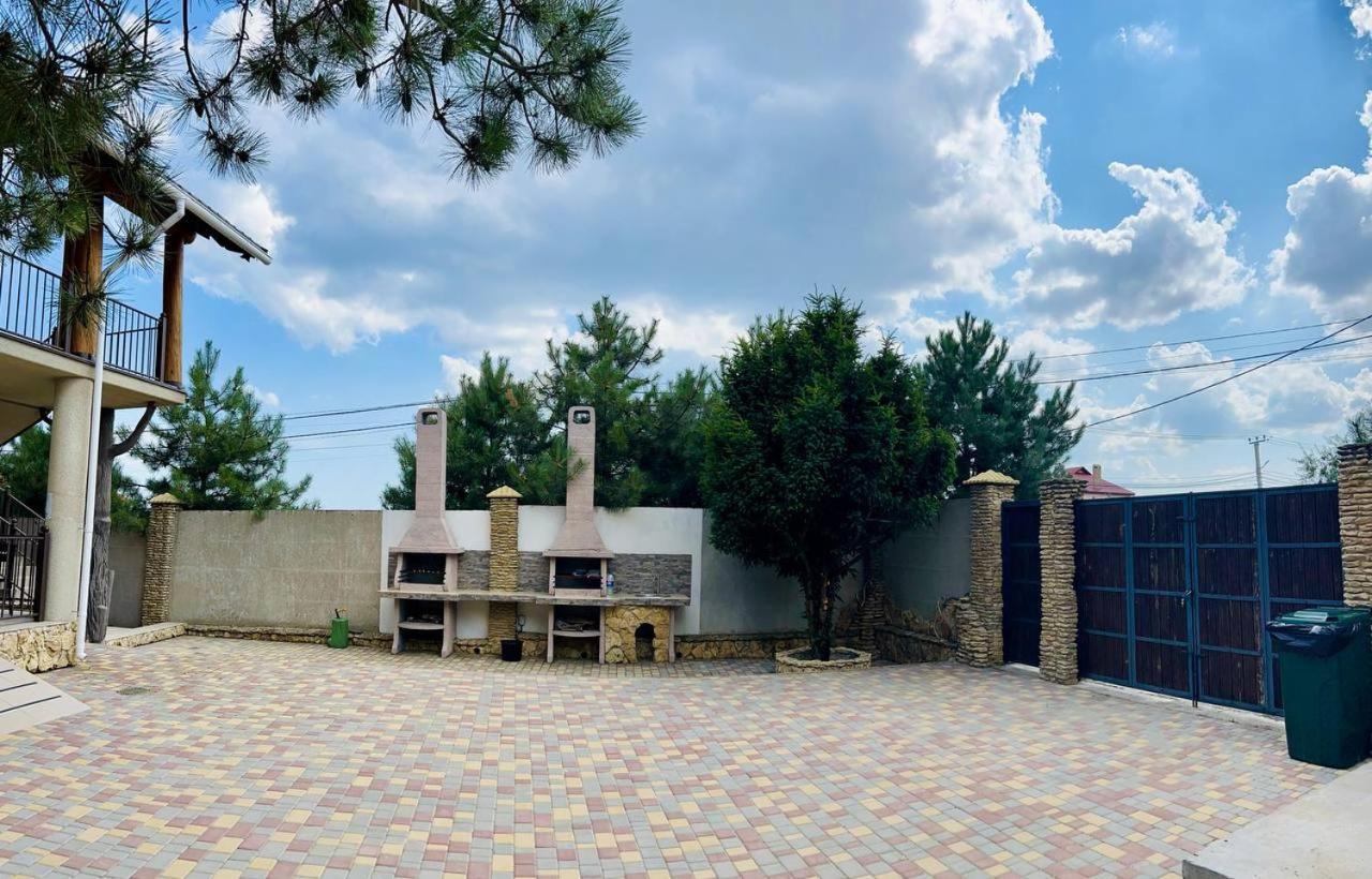 More Nadezhd Hotel Санжийка Екстериор снимка