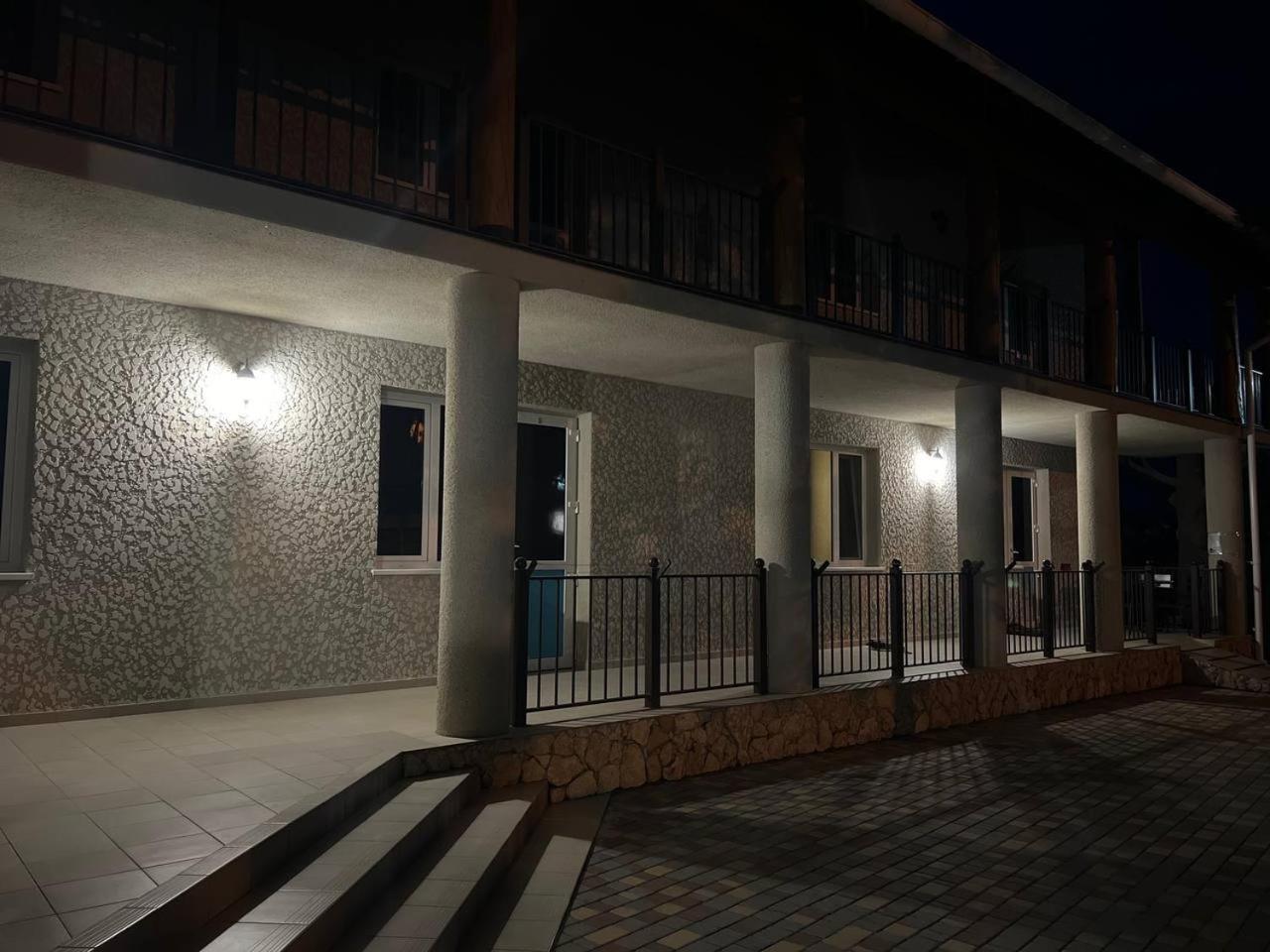 More Nadezhd Hotel Санжийка Екстериор снимка